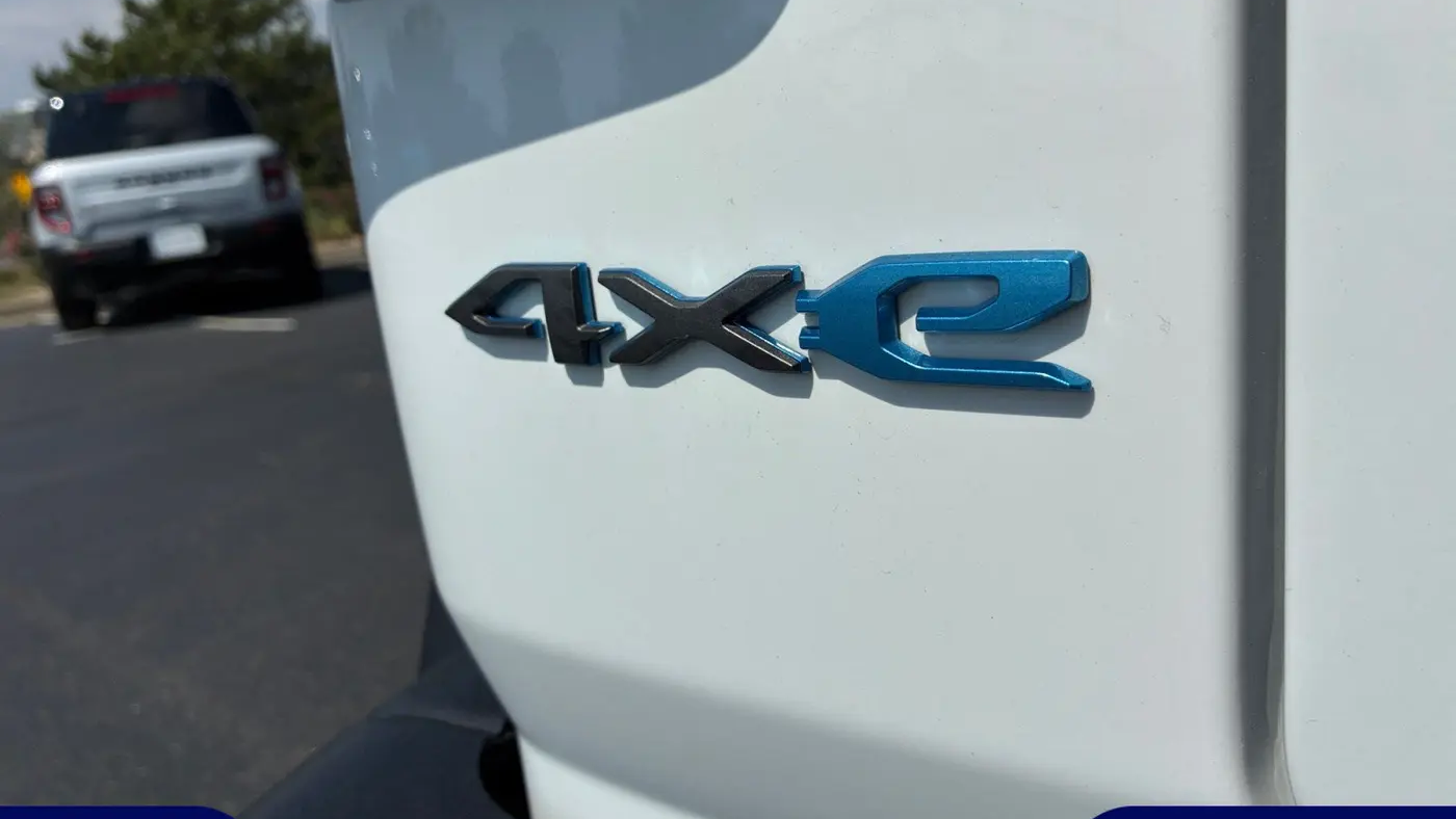 2025 Jeep Wrangler Willys '41 4xe