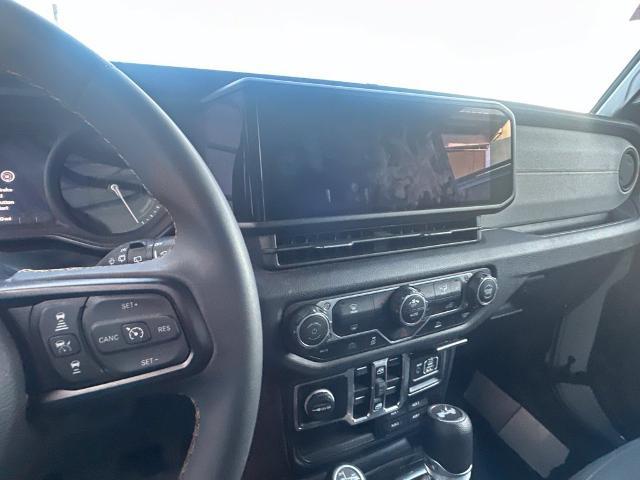 2024 Jeep Wrangler - $29,185