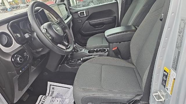 2024 Jeep Wrangler Jeep Beach 4xe