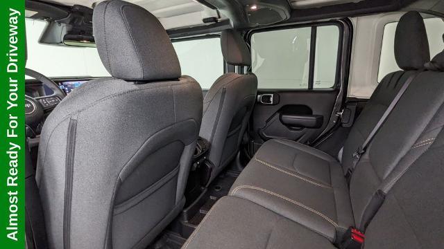 2025 Jeep Wrangler Willys '41 4xe