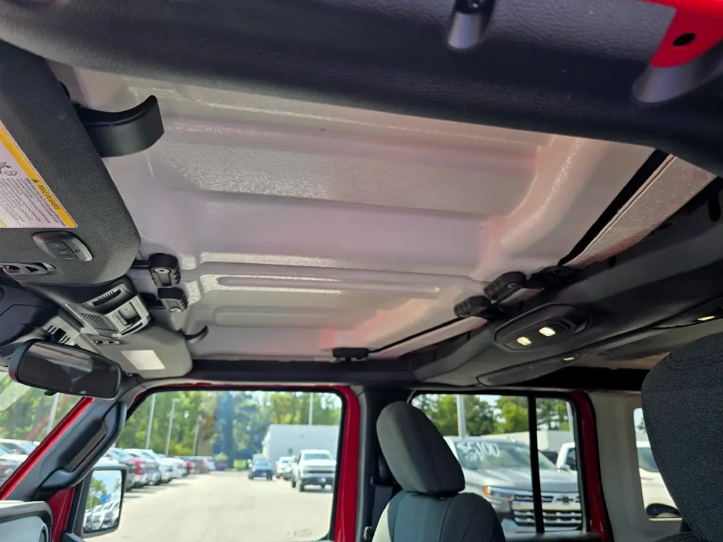 2024 Jeep Wrangler - $24,899