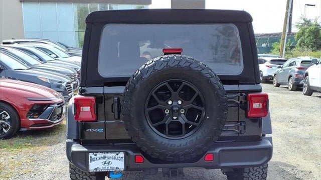 2024 Jeep Wrangler Willys 4xe