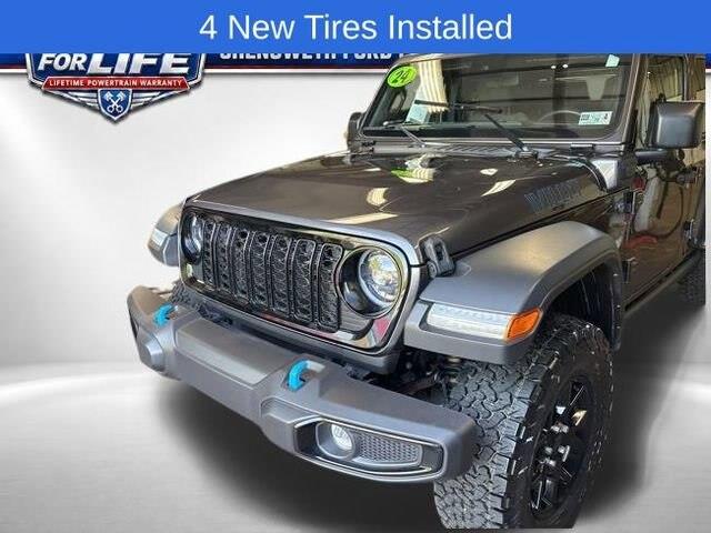 2024 Jeep Wrangler - $32,595