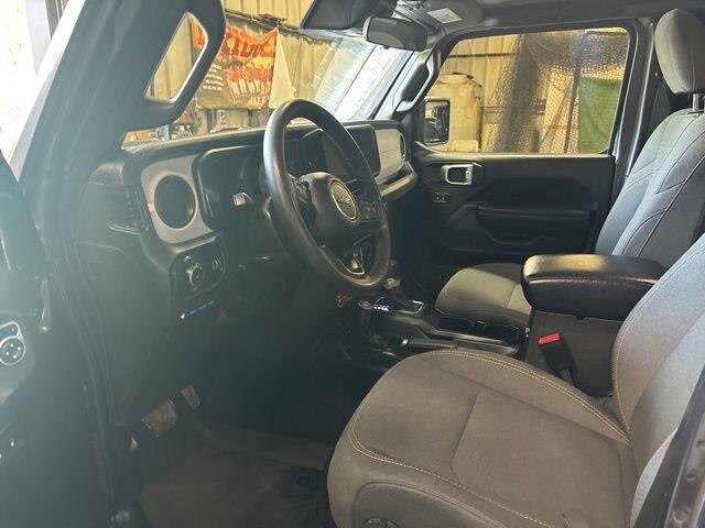 2024 Jeep Wrangler - $32,595
