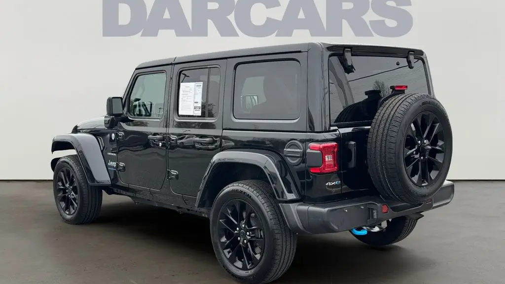 2024 Jeep Wrangler Sahara 4xe