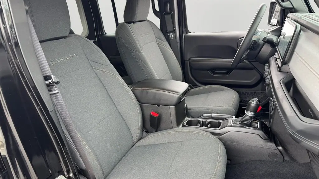 2024 Jeep Wrangler Sahara 4xe