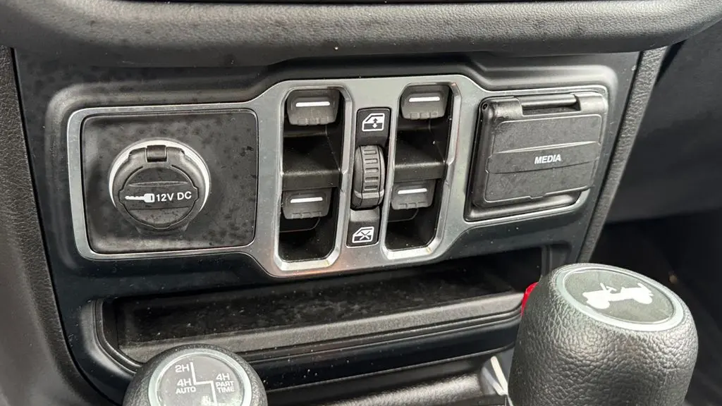 2024 Jeep Wrangler Sahara 4xe