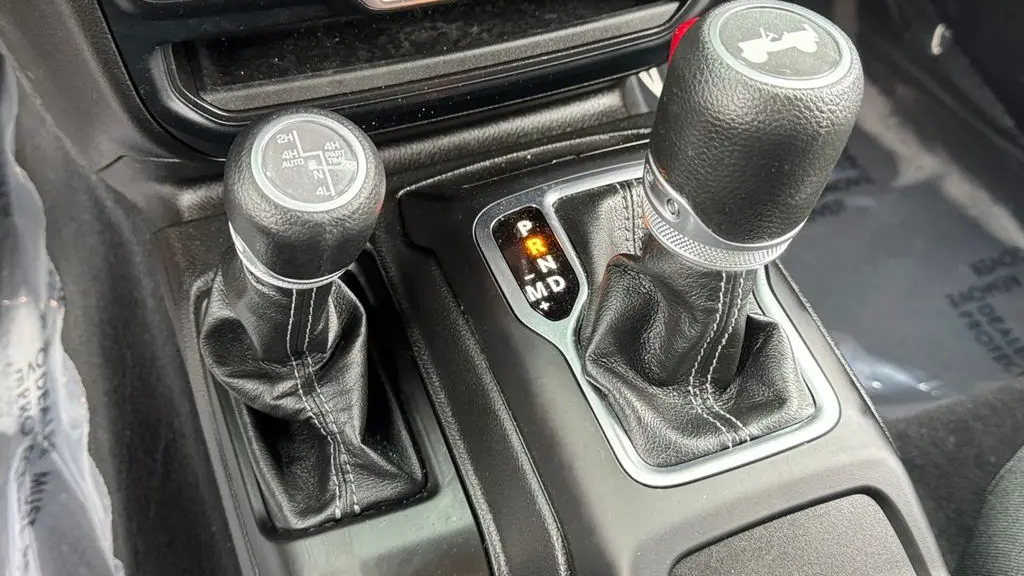 2024 Jeep Wrangler Sahara 4xe