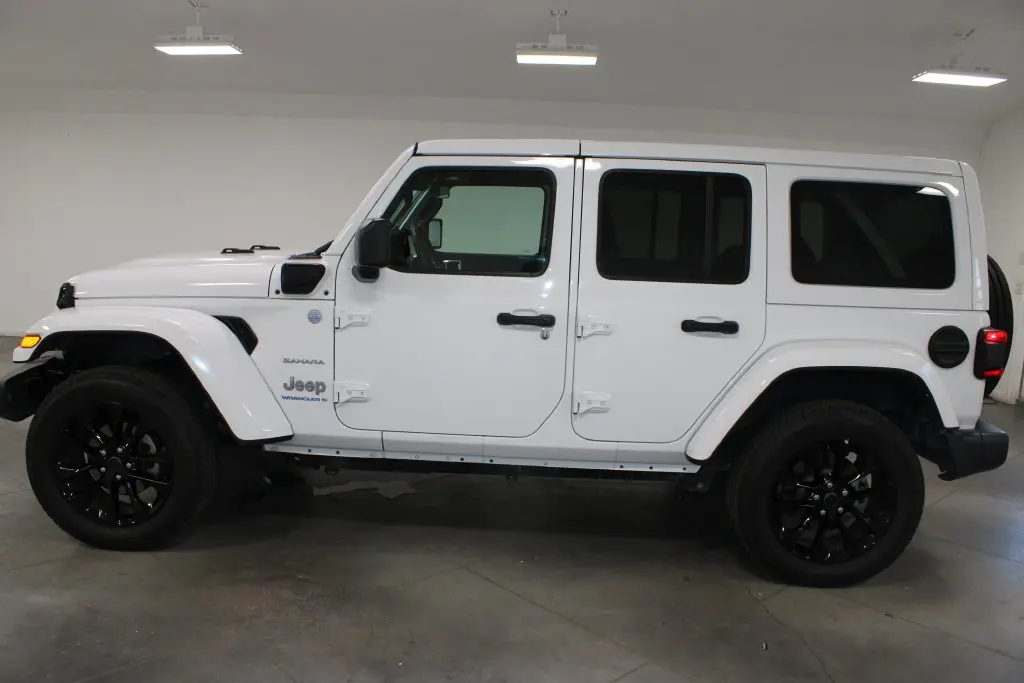 2024 Jeep Wrangler - $27,268