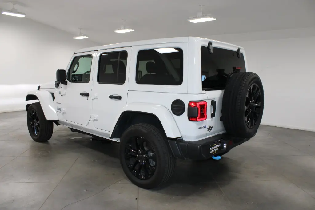 2024 Jeep Wrangler - $27,268