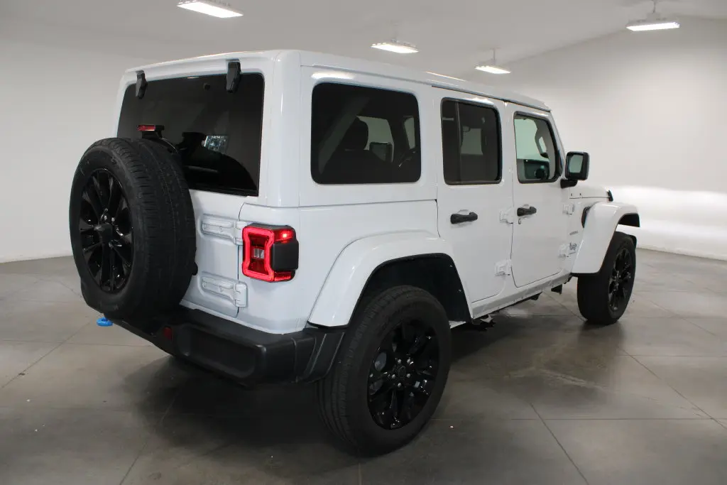 2024 Jeep Wrangler - $27,268