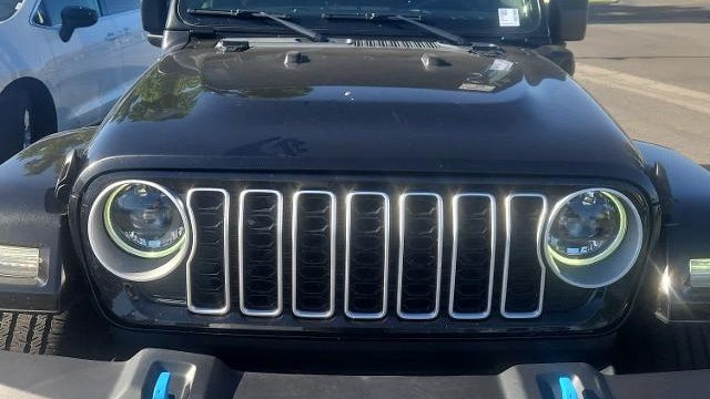 2024 Jeep Wrangler Sahara 4xe
