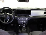 2025 Wrangler Thumbnail 19