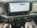 2025 Wrangler Thumbnail 13