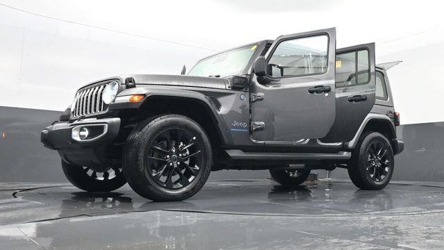 2025 Jeep Wrangler Sahara 4xe