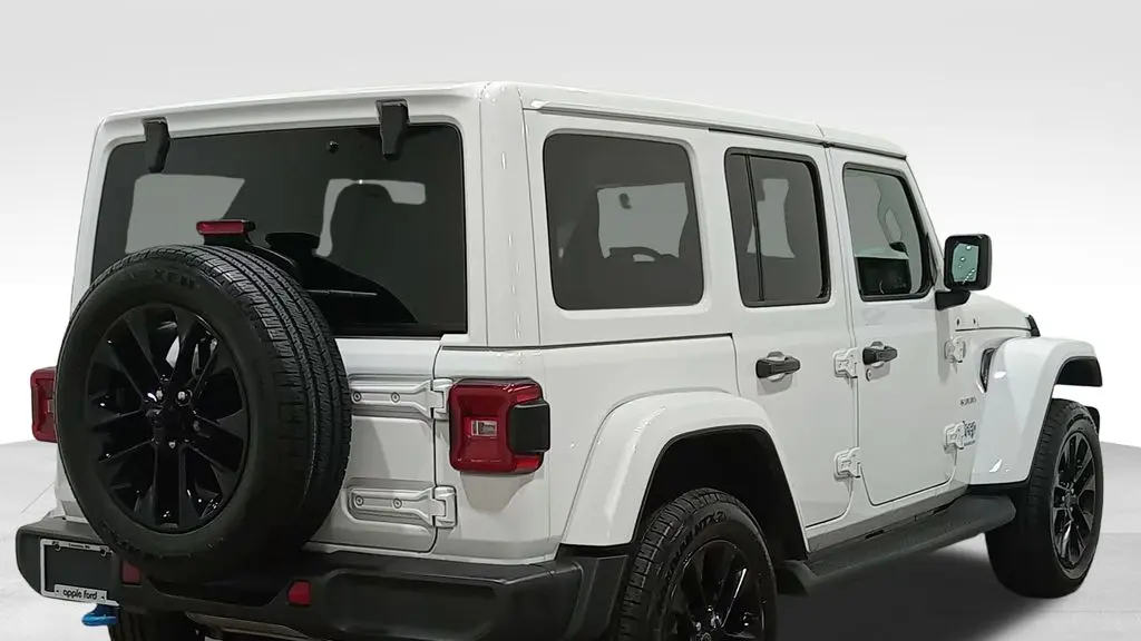 2024 Jeep Wrangler Sahara 4xe
