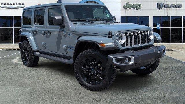 2025 Jeep Wrangler Sahara 4xe