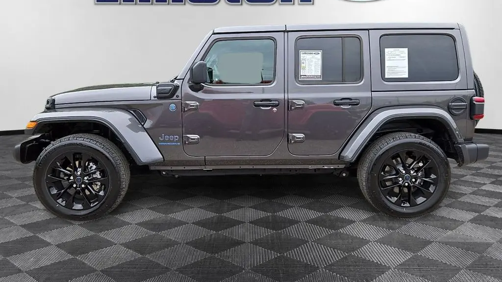 2025 Jeep Wrangler Sahara 4xe