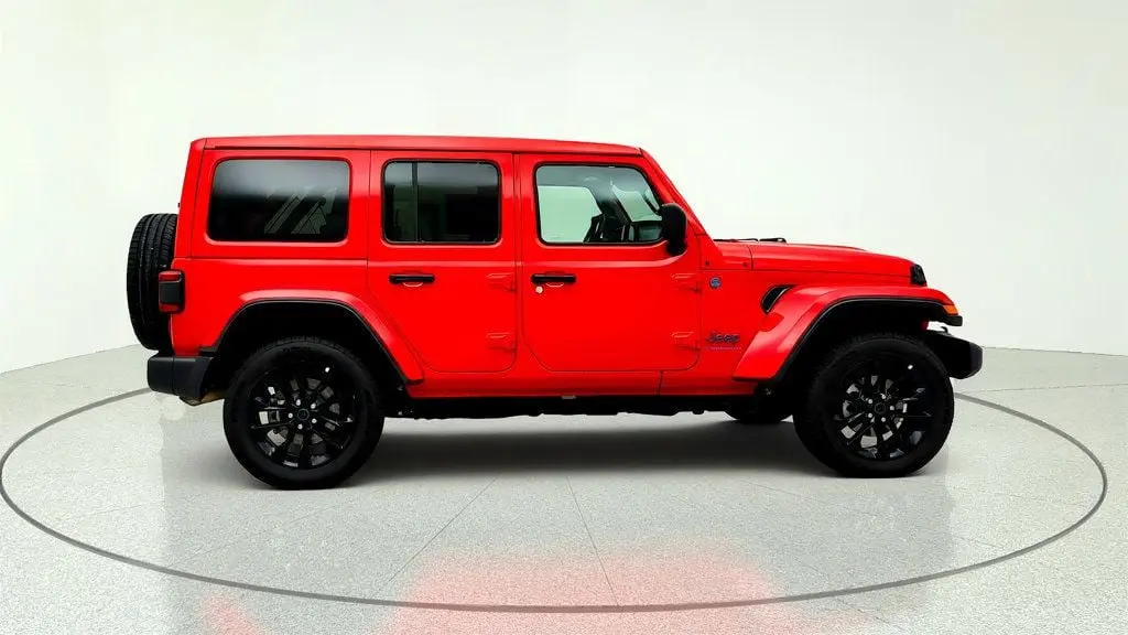 2025 Jeep Wrangler - $28,595