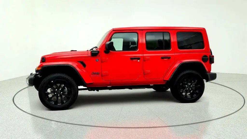 2025 Jeep Wrangler - $28,595