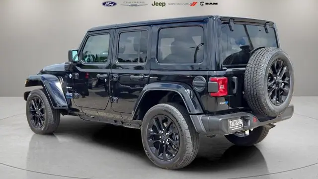 2024 Jeep Wrangler Sahara 4xe