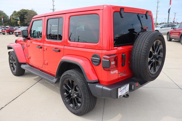 2025 Jeep Wrangler - $33,990