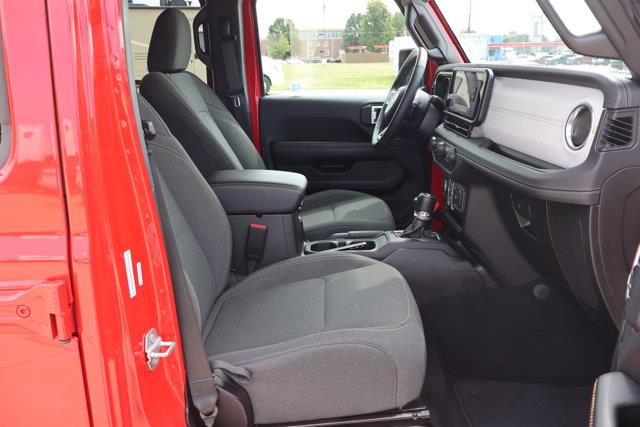 2025 Jeep Wrangler - $33,990