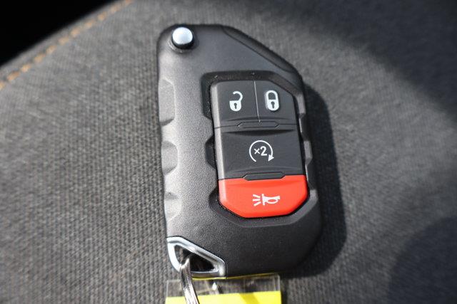 2025 Jeep Wrangler - $33,990