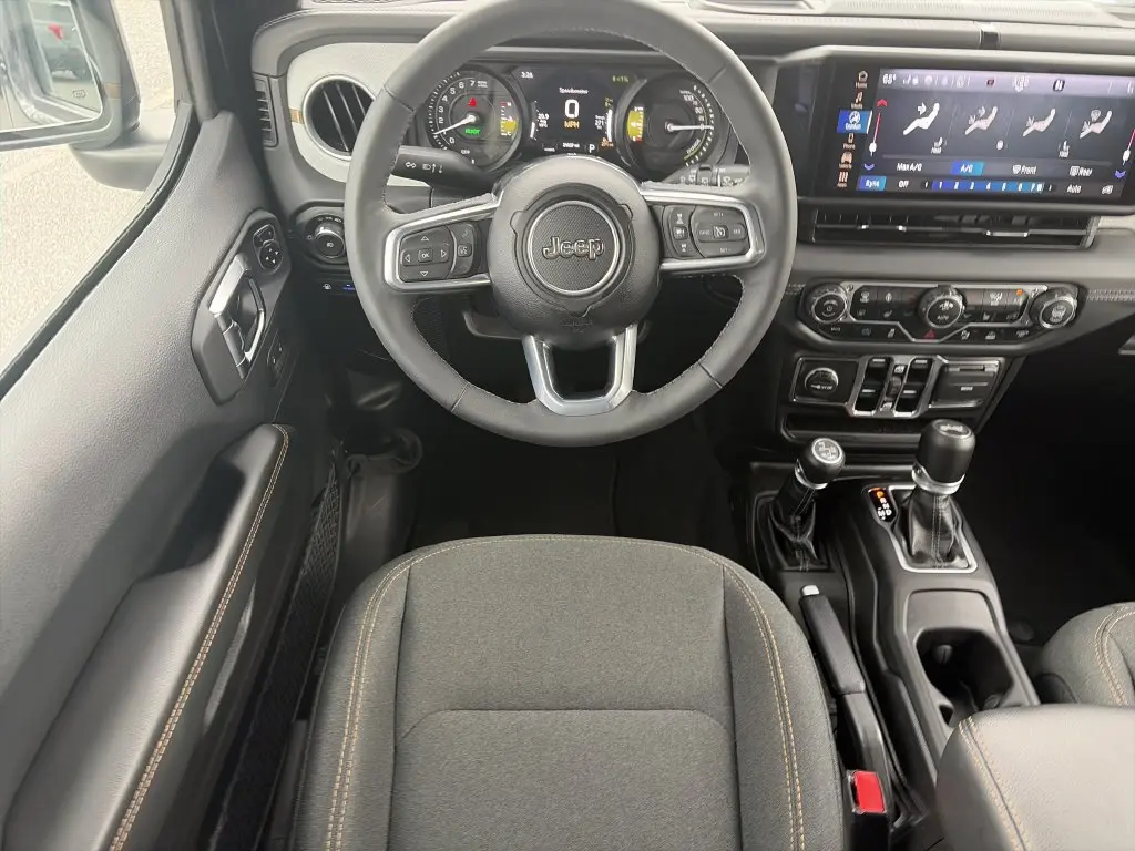 2025 Jeep Wrangler - $33,710