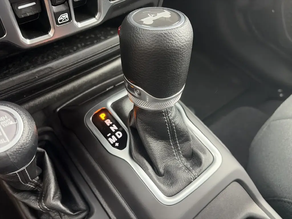 2025 Jeep Wrangler - $33,710