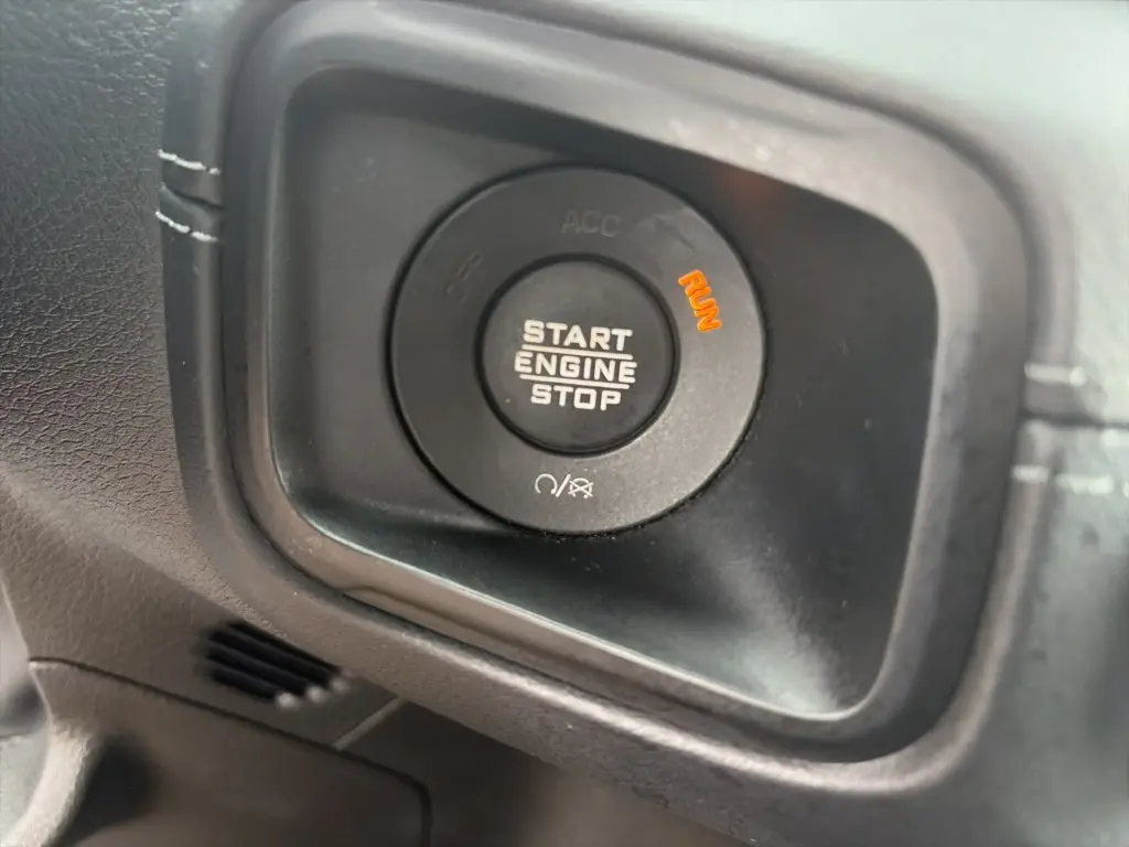 2025 Jeep Wrangler - $33,710