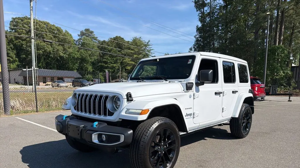 2024 Jeep Wrangler Sahara 4xe
