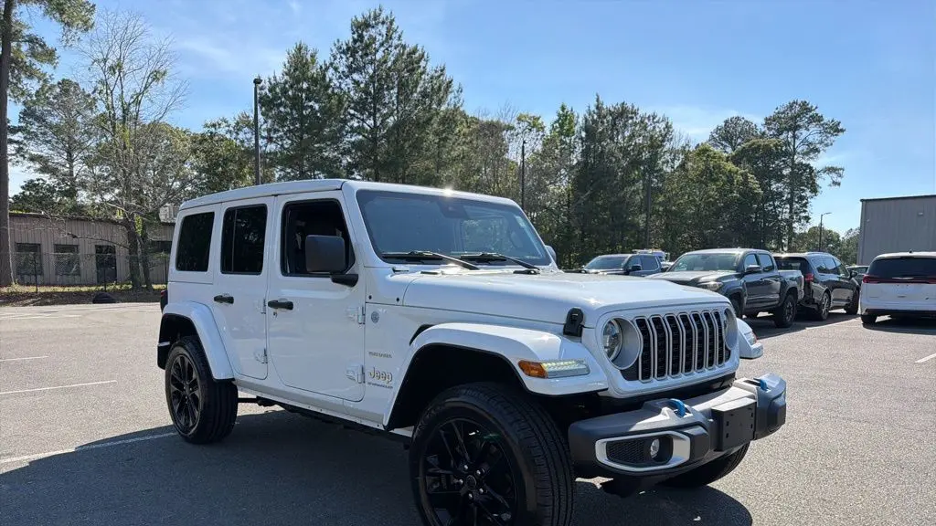 2024 Jeep Wrangler Sahara 4xe