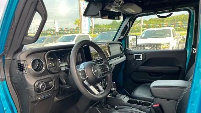 2024 Jeep Wrangler Sahara 4xe