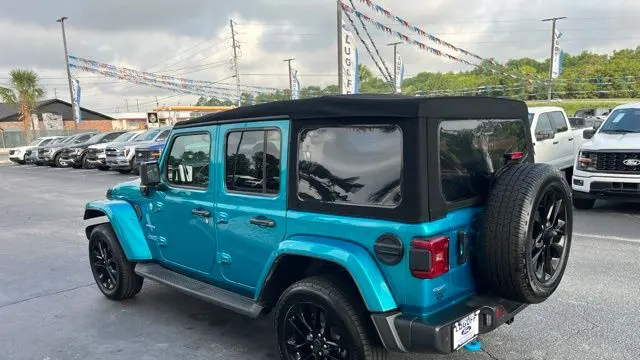 2024 Jeep Wrangler Sahara 4xe