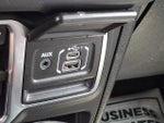 2025 Wrangler Thumbnail 24