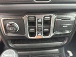 2025 Wrangler Thumbnail 9