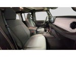 2025 Wrangler Thumbnail 17