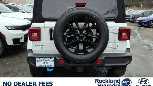 2024 Jeep Wrangler Sahara 4xe