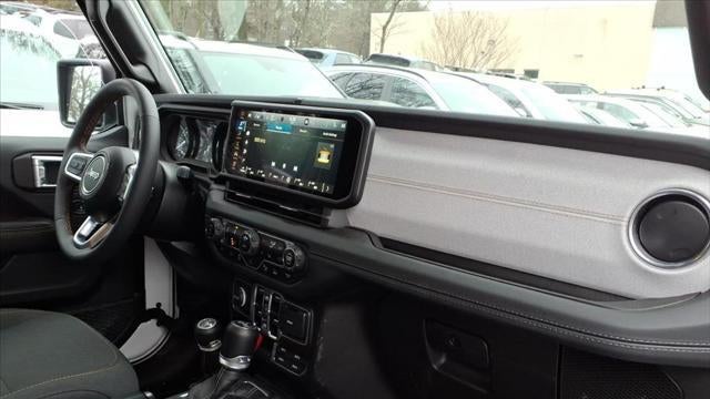 2024 Jeep Wrangler Sahara 4xe