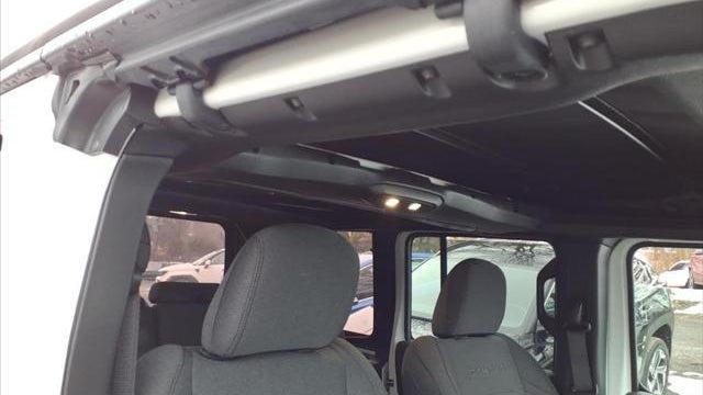 2024 Jeep Wrangler Sahara 4xe