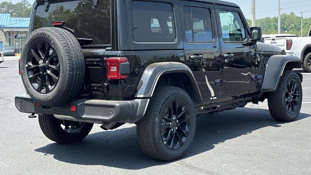 2025 Jeep Wrangler Sahara 4xe