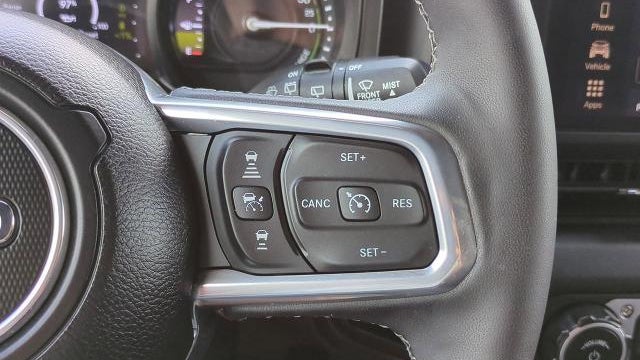 2025 Jeep Wrangler Sahara 4xe