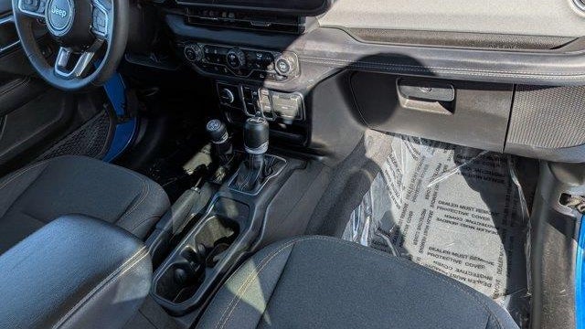 2024 Jeep Wrangler Sahara 4xe