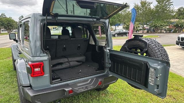 2025 Jeep Wrangler Sahara 4xe