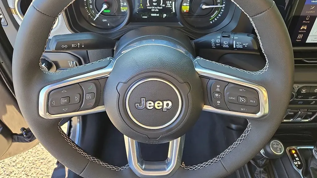 2025 Jeep Wrangler Sahara 4xe