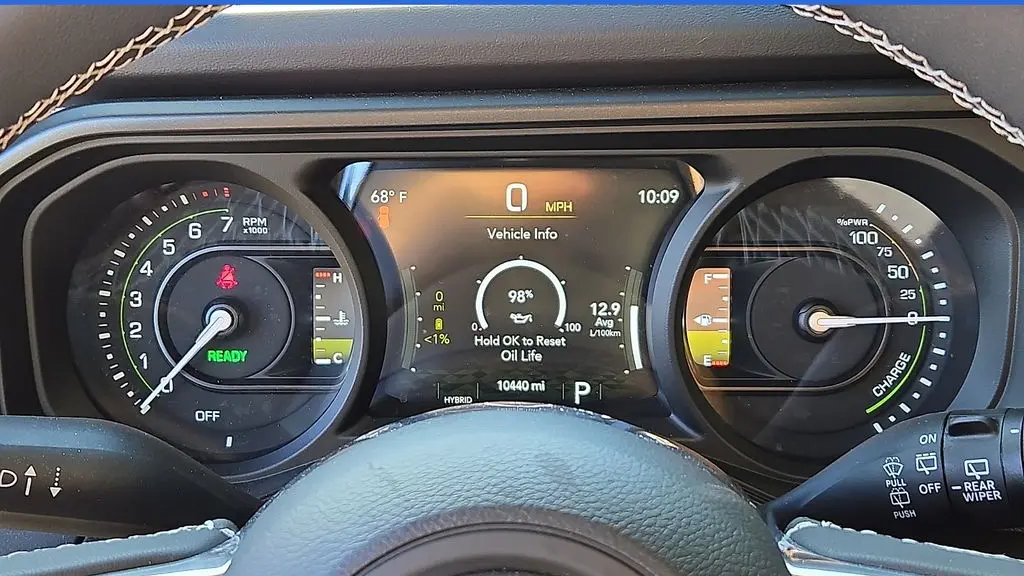 2025 Jeep Wrangler Sahara 4xe