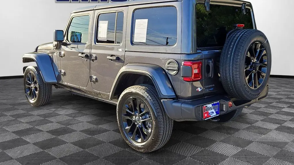 2025 Jeep Wrangler Sahara 4xe