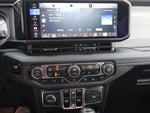 2025 Wrangler Thumbnail 17