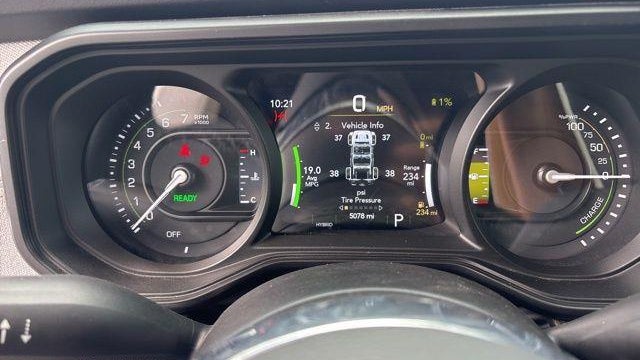 2025 Jeep Wrangler Sahara 4xe